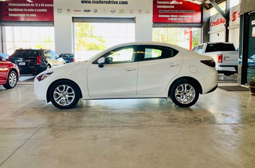 Imagen 12 de 12 de Toyota Yaris Modelo 2018