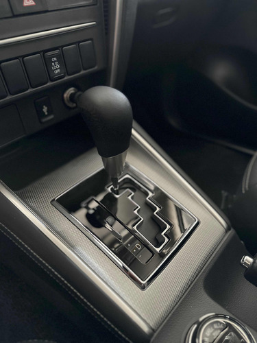 Mitsubishi L200 2.4 Di-d High Power 181cv Cuero