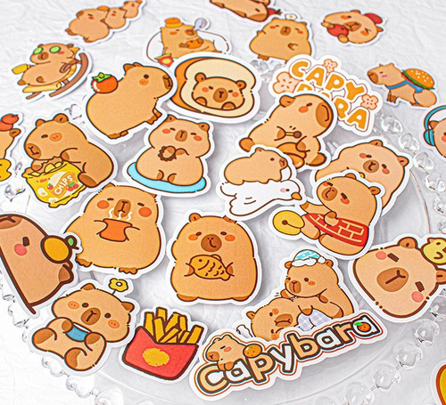 10pcs Mini Figuras De Capybara De Moda Juguete+50 Pegatinas