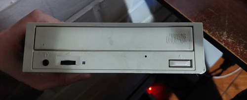 LG Cd-rom Drive Crd-8400b