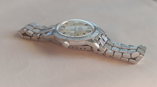 Reloj Bulova Snorkel Waterproof 666 Ft. Devil Diver 1965 Plateado Plateado Beige (Usado)