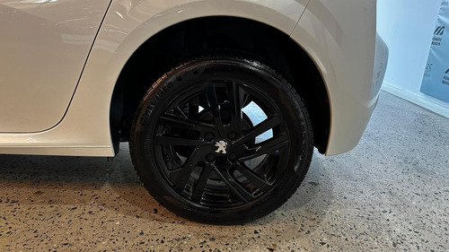 Peugeot 208 1.6 Style Tiptronic