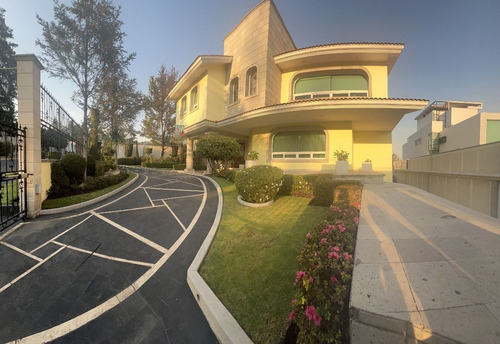 Lago De Guadalupe Vendo Señora Residencia Con Acceso Controlado
