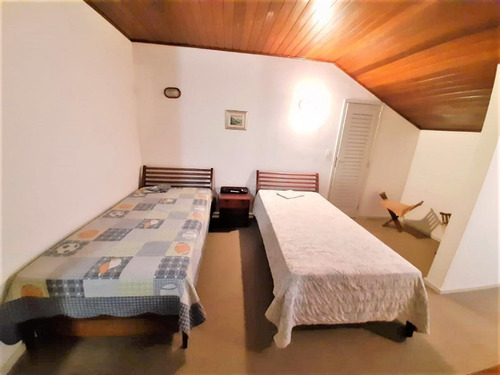 Imagem 14 de 15 de Apartamento 3 Dormitórios Para Venda Em Teresópolis, Alto, 3 Dormitórios, 3 Suítes, 1 Banheiro, 1 Vaga - A-559_2-1151529