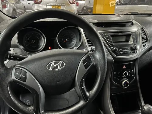 Hyundai Elantra I35 Mt 4x2 1.6