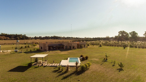 Imagen 9 de 13 de Excepcional Quinta En Zona De Chacras.