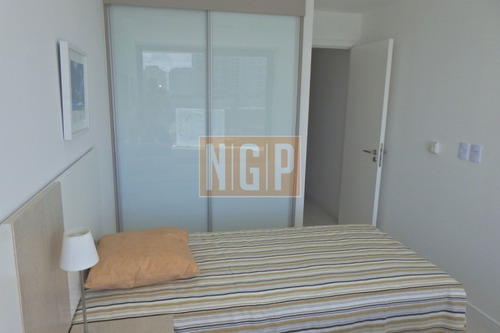 Lindisimo Edificio Con Todos Los Servicios Un Verdadero Regalo !!!! -ref:12318