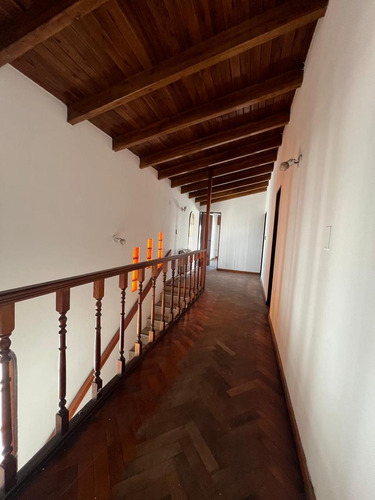 Vila Cabrera - Oficina