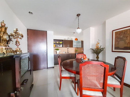 Apartamento En Arriendo En Envigado Sector Loma Esmeraldal 