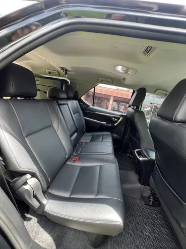 Toyota Fortuner Srv