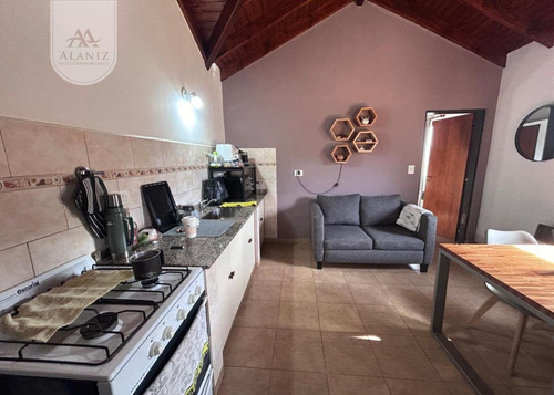Casa En Venta, Perfecta Ubicación, Merlo, S. L.