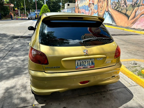 Imagen 4 de 10 de Peugeot 206