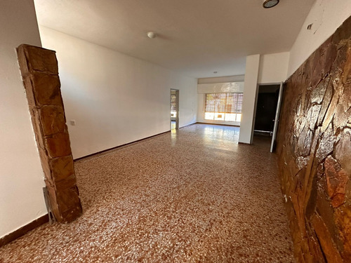 Alquiler De Casa En La Paz, Canelones.