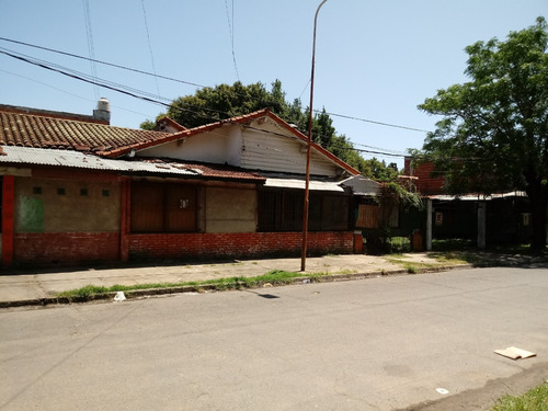Imagen 4 de 5 de Lote Para Construir Con Chalet A Refac Excelente Ubicacion
