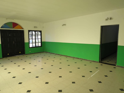 Edificio Comercial En Venta 2134mts2 - Ringuelet