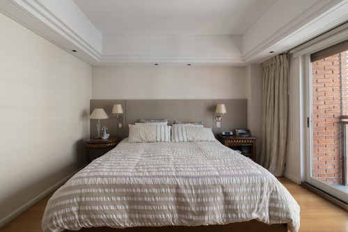 Venta Exclusivo Piso Alto En Palermo (parque Las Heras) - Juncal 3100 Impecable
