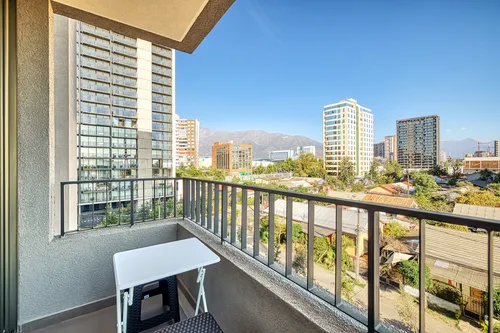 Edificio Casa El Roble Vista Sur Piso 8