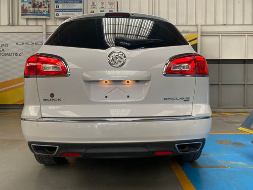 Buick Enclave PAQ D AT