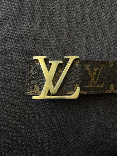 Cinturón Louis Vuitton