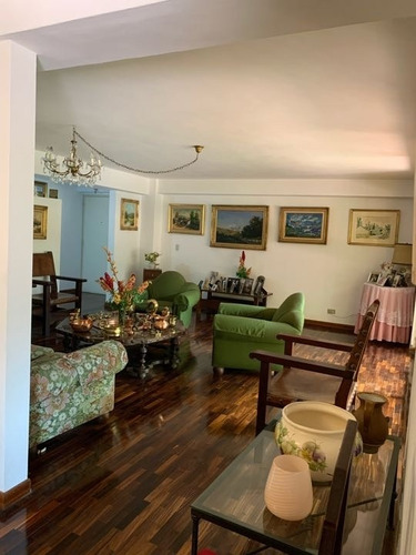 Imagen 6 de 15 de Se Vende Pb 330m2 3h+s/3b+s/2p La Lagunita 0512