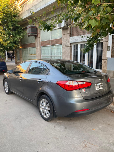 Kia Cerato 1.6 Ex At6