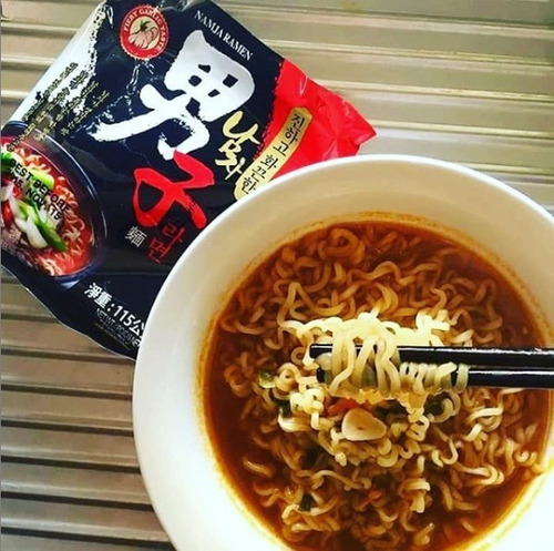 Imagen 2 de 4 de Combo 3 Ramen Surtido + Soju