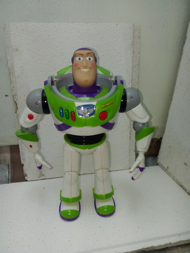 Buzz Lightyear Figura Grande 