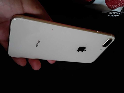 iPhone 8 Plus