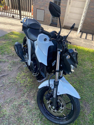 Imagen 5 de 11 de Yamaha Fz25