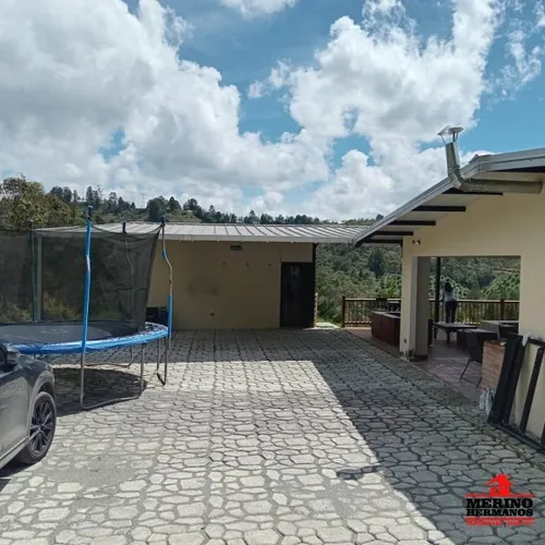 Casa-finca En Arriendo En Guarne - La Honda