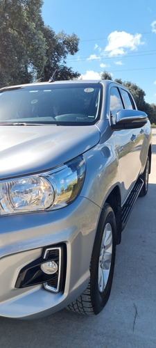Toyota Hilux 2.8 Cd Srv 177cv 4x2 Modelo 2020
