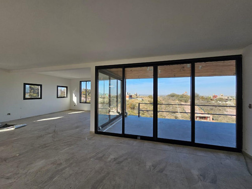 Casa En Venta La Deseada Country 3d Con Vista