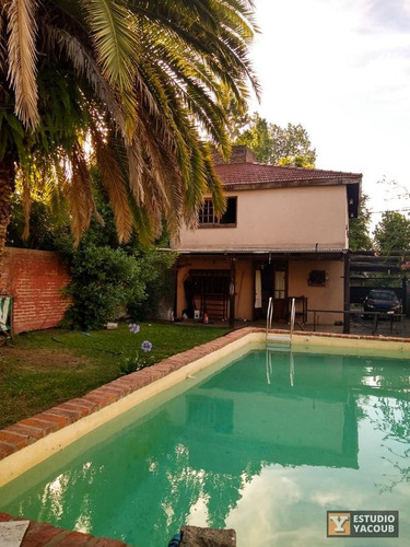 Casa Venta 3 Dormitorios - Terreno 10x30 - 300 Mts 2 Totales 110 Mts 2- Manuel B Gonnet