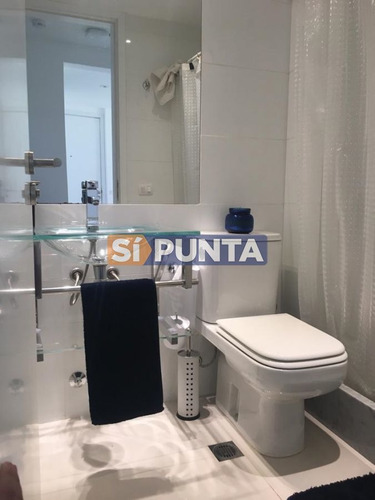 Imagen 12 de 19 de Apartamento En Alquiler Anual