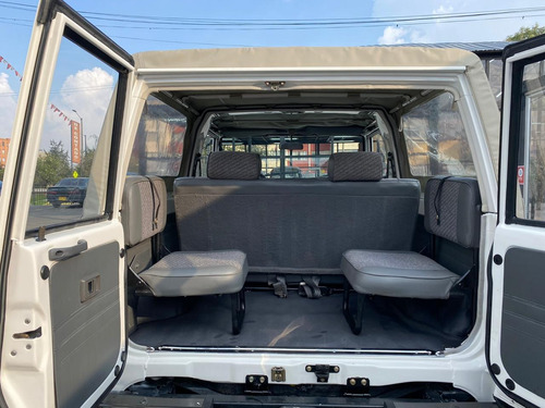 Toyota Land Cruiser Fj73