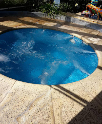 Alquilo Bungalow En Resort En Bariloche Por Semana, 4/5 Pers. (el Precio Publicado Es Por Día)