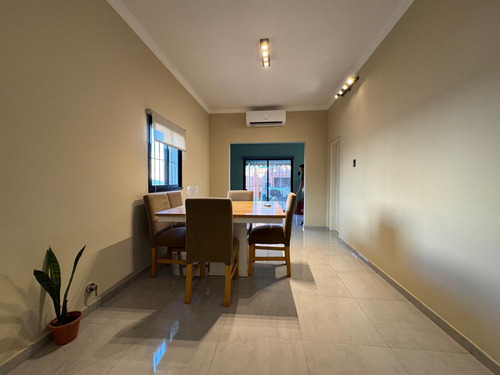Casa En Venta En El Barrio El Quinto