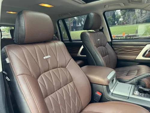 Toyota Land Cruiser Sahara Blindaje 2