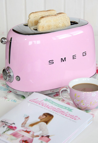 Imagen 4 de 7 de Tostadora Smeg Diseño Exclusivo Vintage Colores 2 Panes