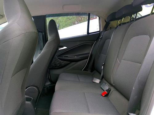Chevrolet Onix 1.0 Lt
