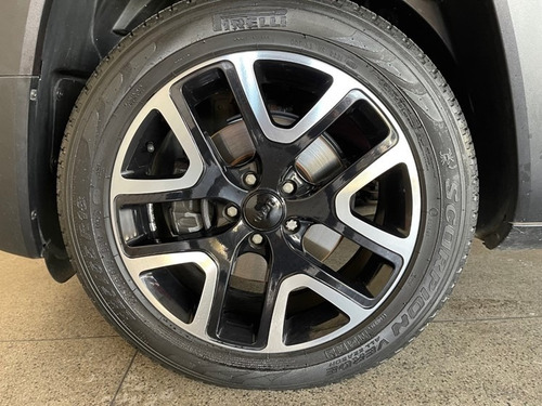Imagem 15 de 15 de Jeep Renegade 1.8 16v Flex Longitude 4p Automático
