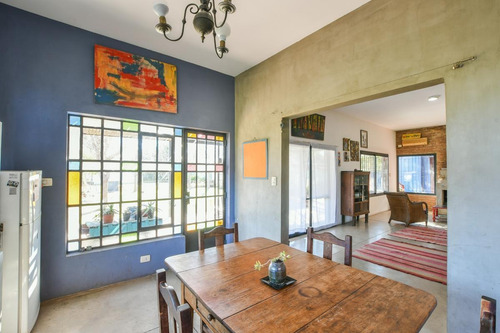 Imagen 9 de 23 de Casa De 2 Dormitorios En Venta Con Piscina, Calefacción Por Radiadores Hostal Del Sol