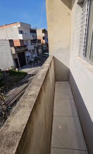 Aluga-se Apartamento 1 Dormitório Com Sacada