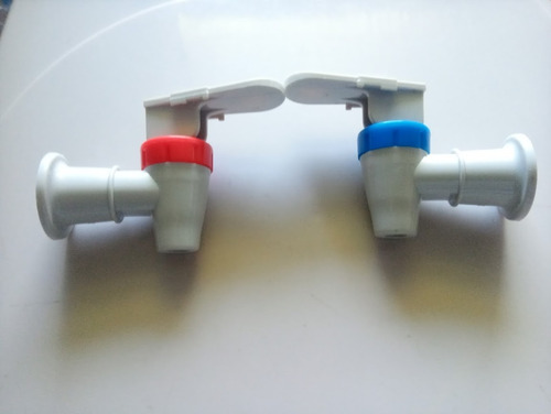Imagen 1 de 5 de Canillas Hembras Para Dispenser De Agua Eagle Coolers