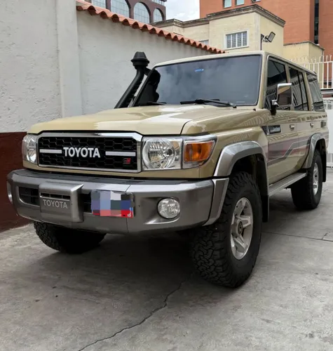 Toyota Land Cruiser Machito