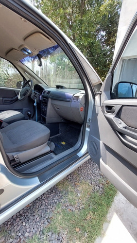 Imagen 4 de 8 de Chevrolet Meriva 2007 1.7 Gls