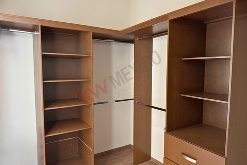 Casa En Venta En Cerrada Camaleón Ubicada En Esquina, Residencial Palma Real - Viñedos Torreón
