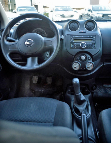 Imagen 10 de 16 de Nissan March Visia