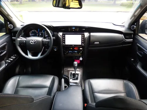 Toyota Fortuner Srv 2022 Diesel