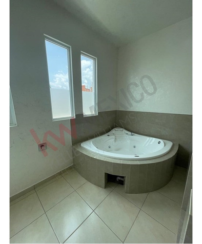 Casa Nueva En Venta En Sonterra Ii Querétaro Con Excelentes Amenidades